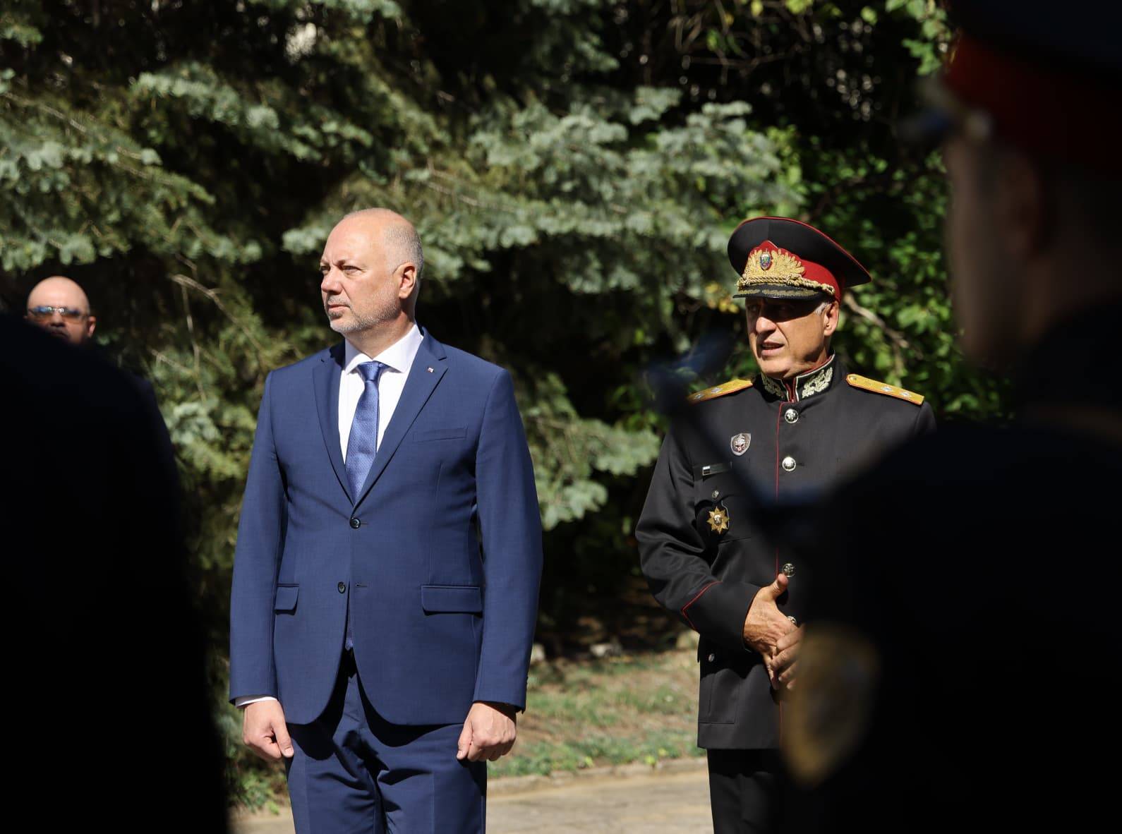 Министър-председателят Росен Желязков по време на официалното честване по повод 146-ата годишнина от създаването на Националната служба за охрана Министър-председателят Росен Желязков по време на официалното честване по повод 146-ата годишнина от създаването на Националната служба за охрана